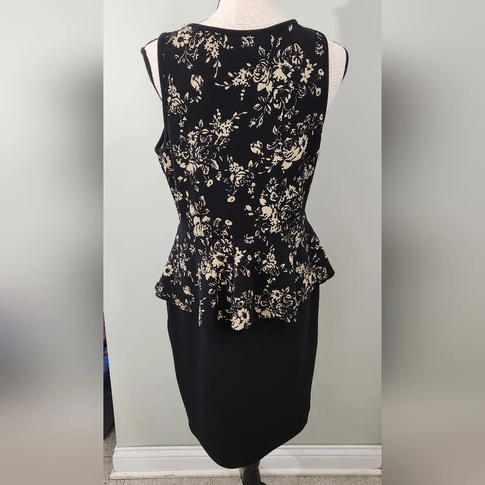 Fashion Gold peplum floral dress - Picture 7 of 7